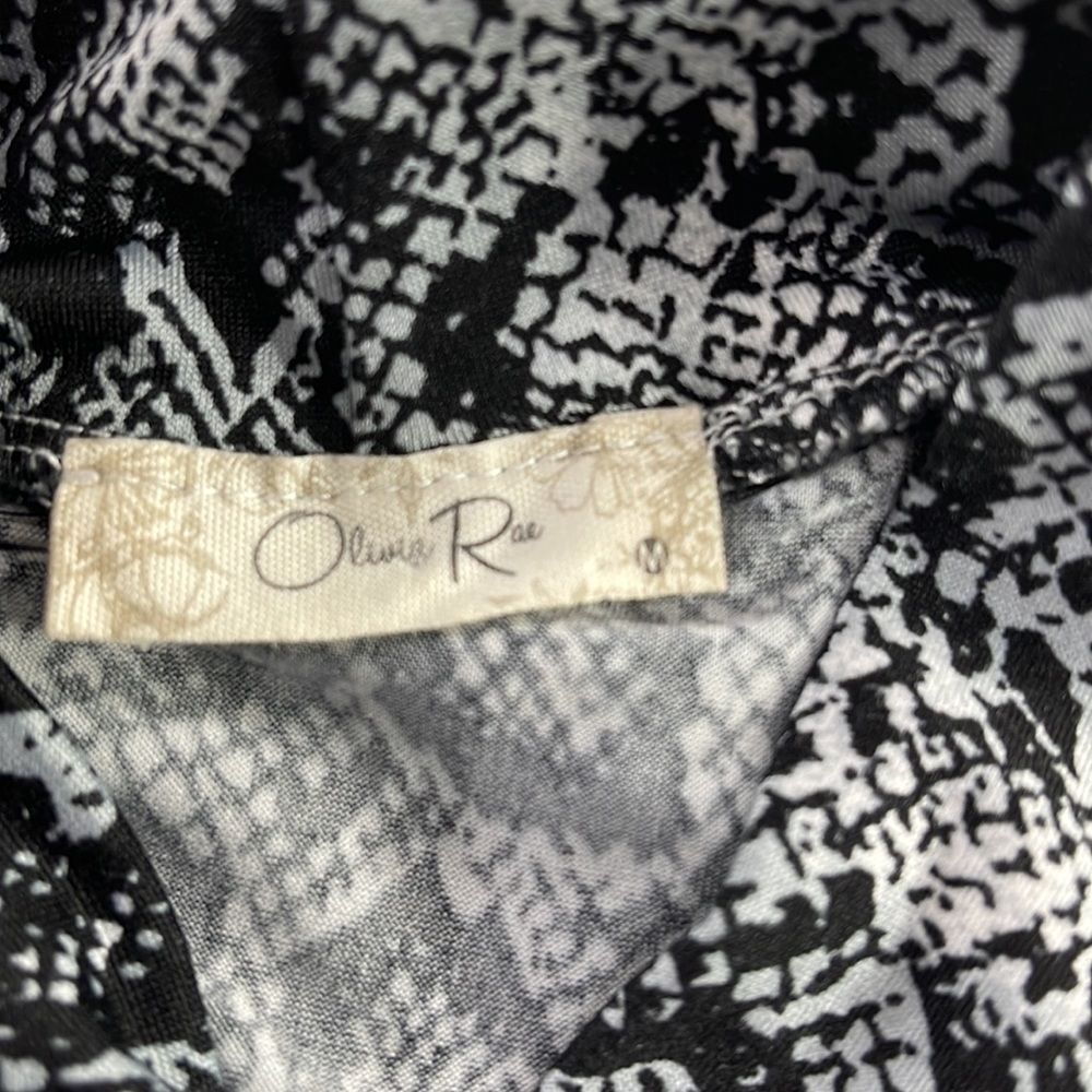 Women’s Olivia Rae Black & White Sleeveless Classy Shirt (M) AS13 - Picture 5 of 9